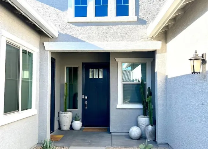 Luxury 1 Bedroom Casita With Private Yard, Garage And Wd